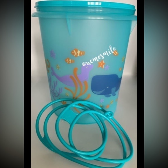 Tupperware Treasure of the Sea Pitcher Bucket/Tumbler Set - Picture 4 of 8